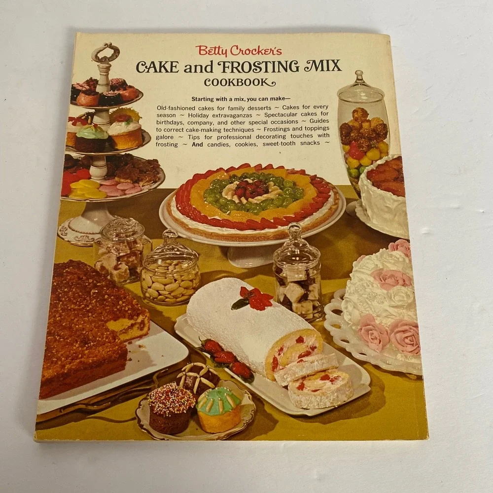 Betty Crocker Cake and Frosting Mix Cookbook 1966 First Edition Vintage